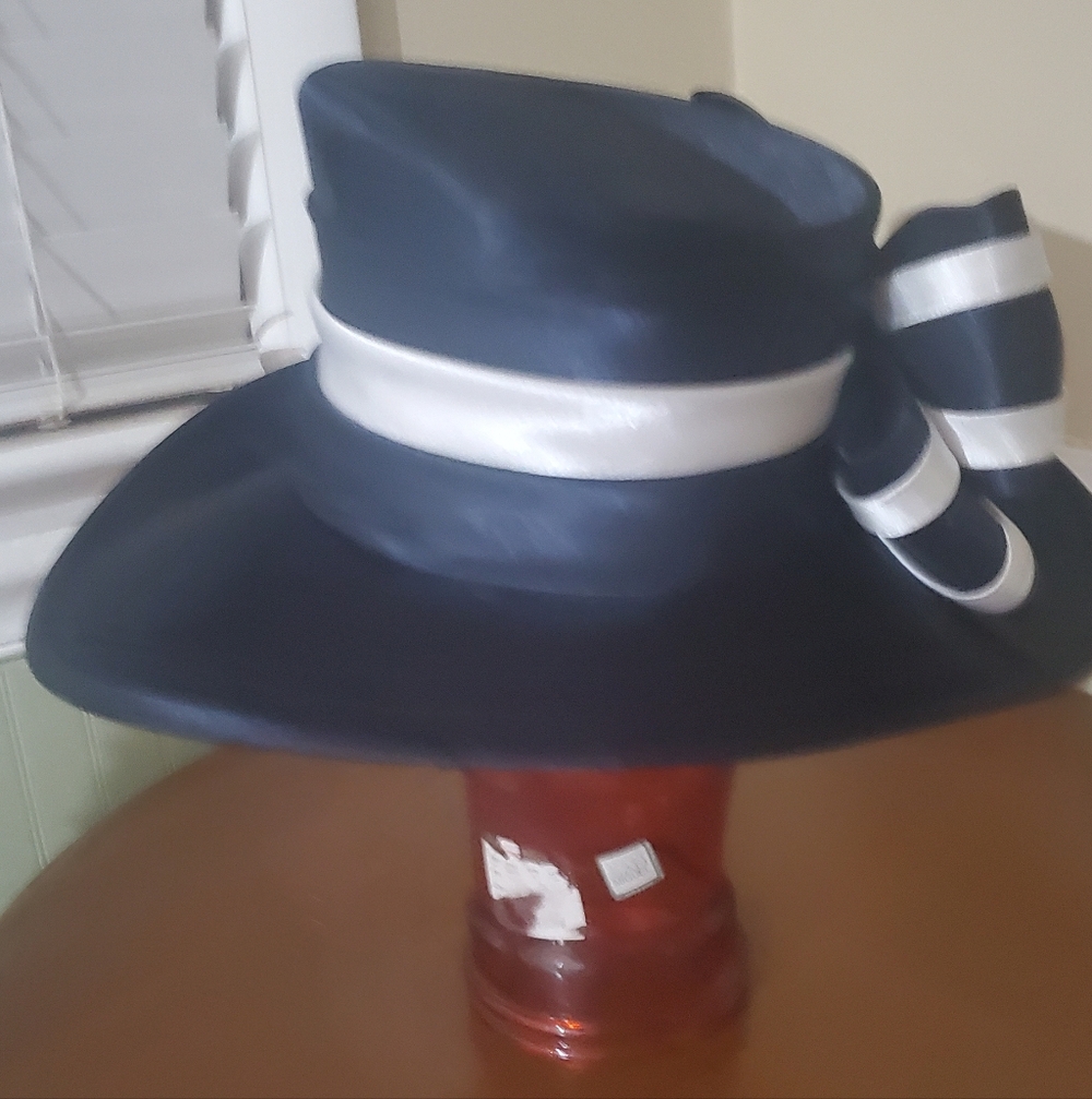 Asymmetrical Kentucky Derby  Hat - Picture 3 of 9